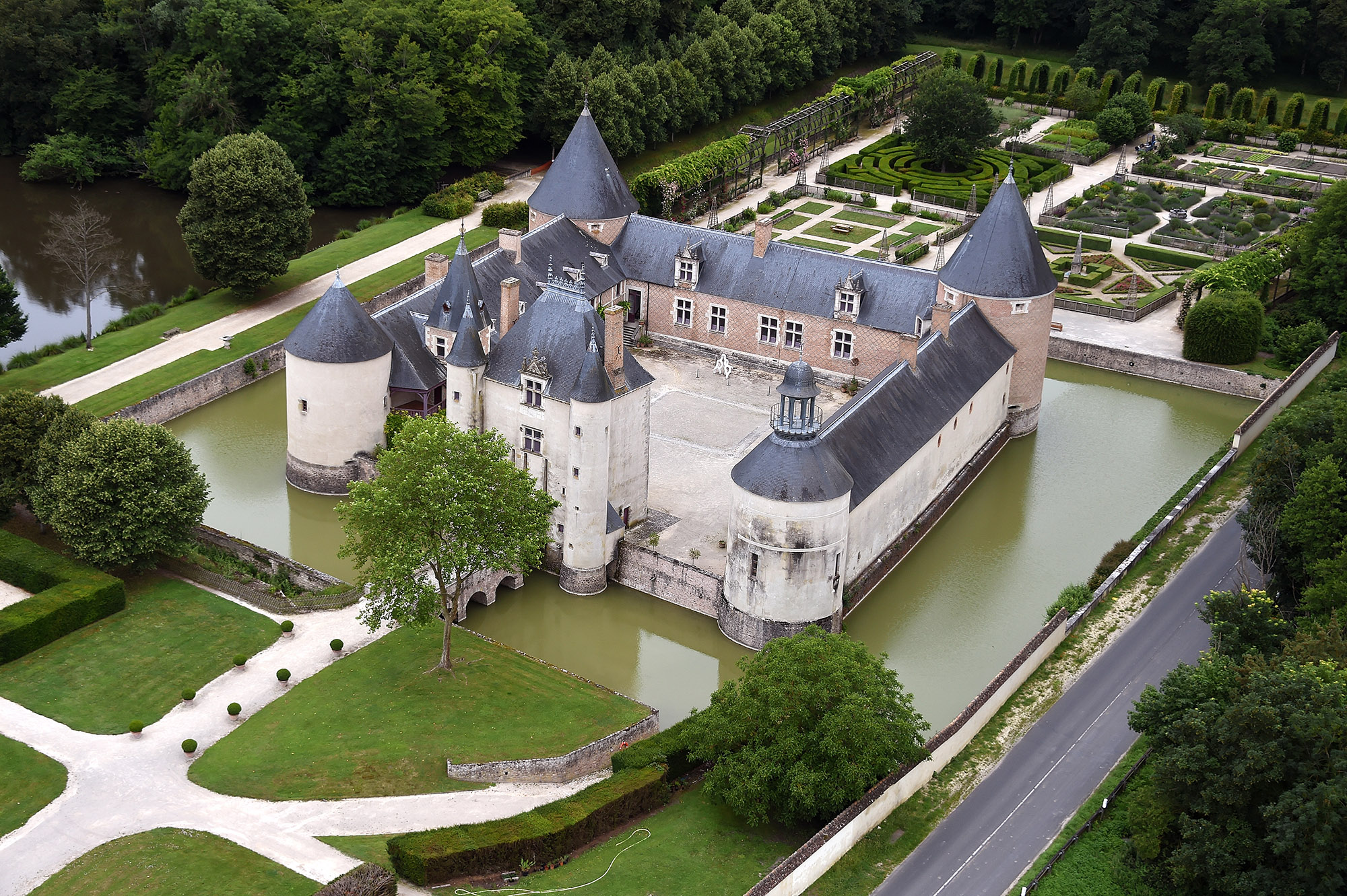 Helico Chateau de Chamerolles
